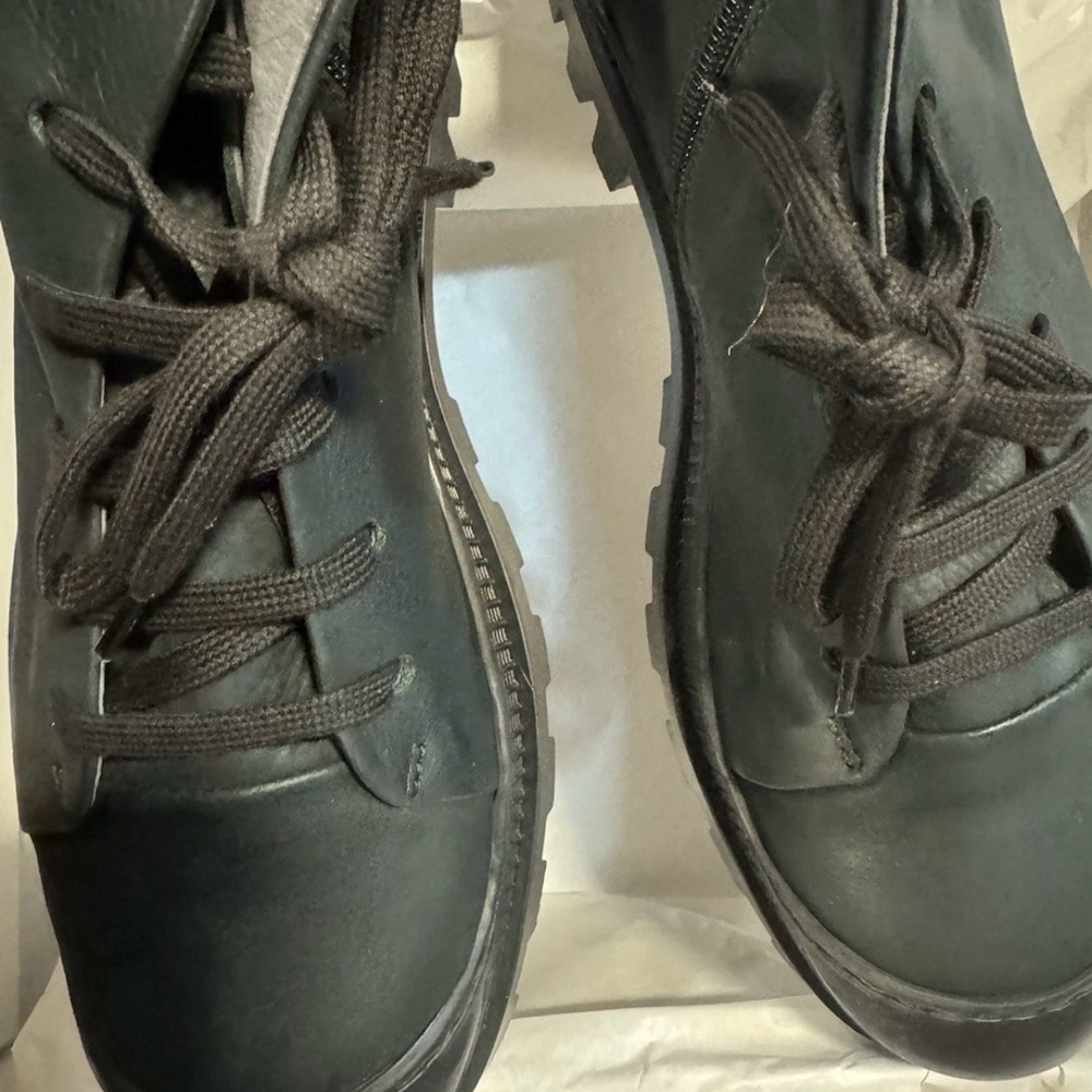Black Leather Men's Boots